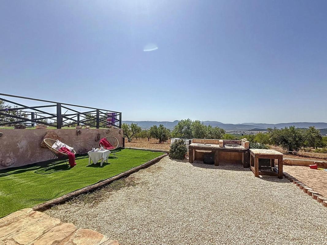 Properties for sale and rent in Spain photo 3