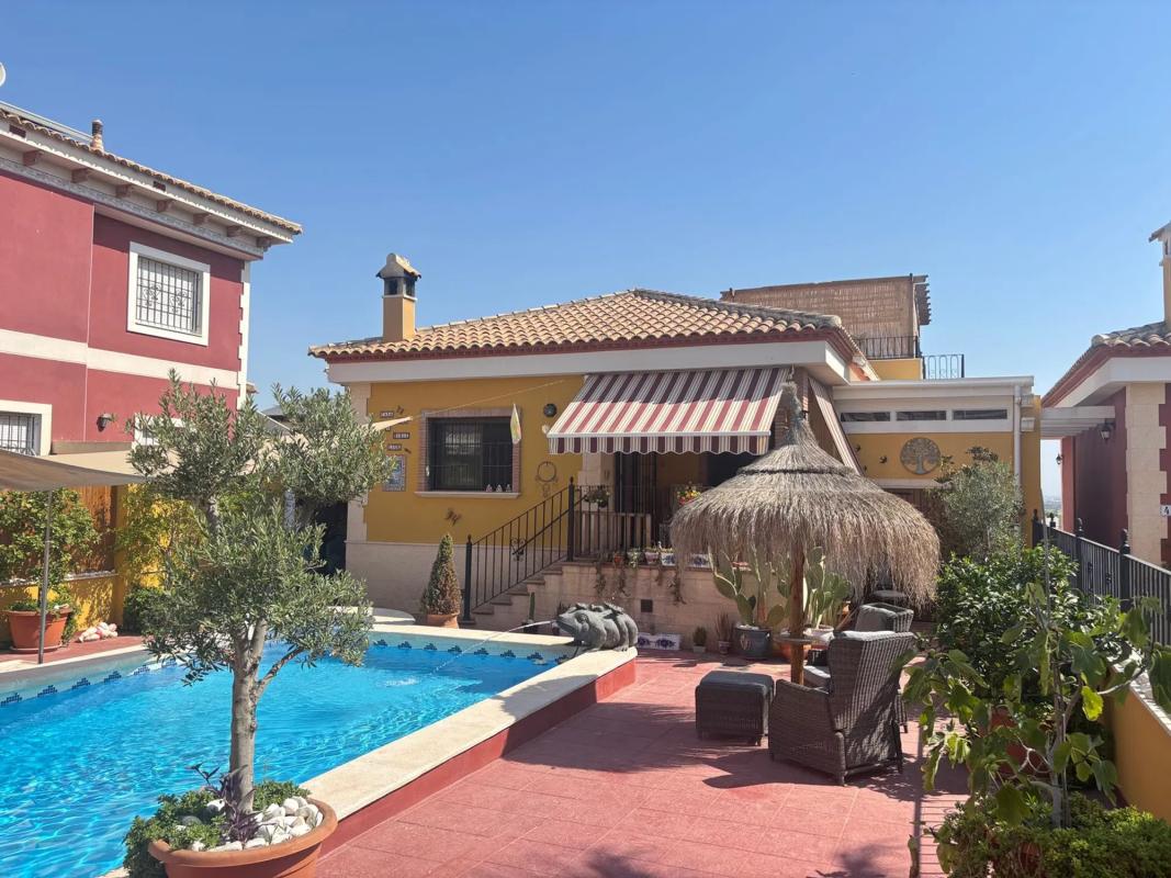 Properties for sale and rent in Spain photo 3