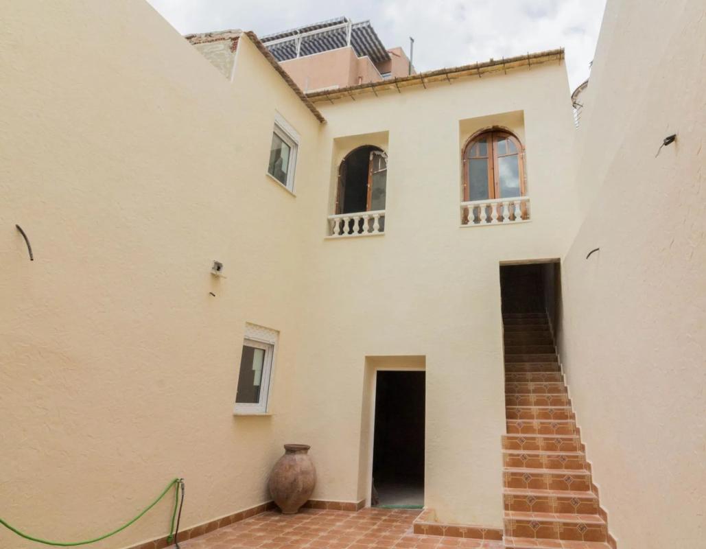 Properties for sale and rent in Spain photo 2