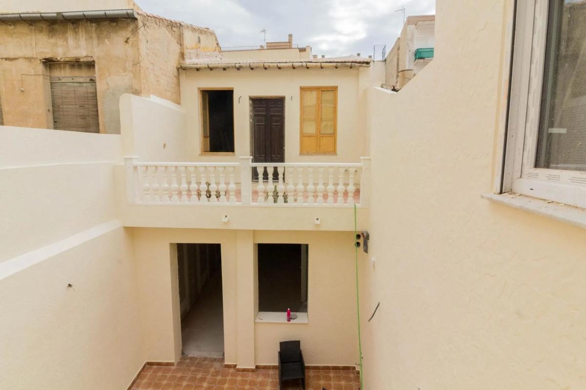 Properties for sale and rent in Spain photo 4