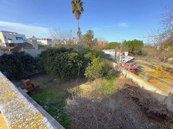 Casa independiente en calle Alfonso el Sabio thumbnail 2