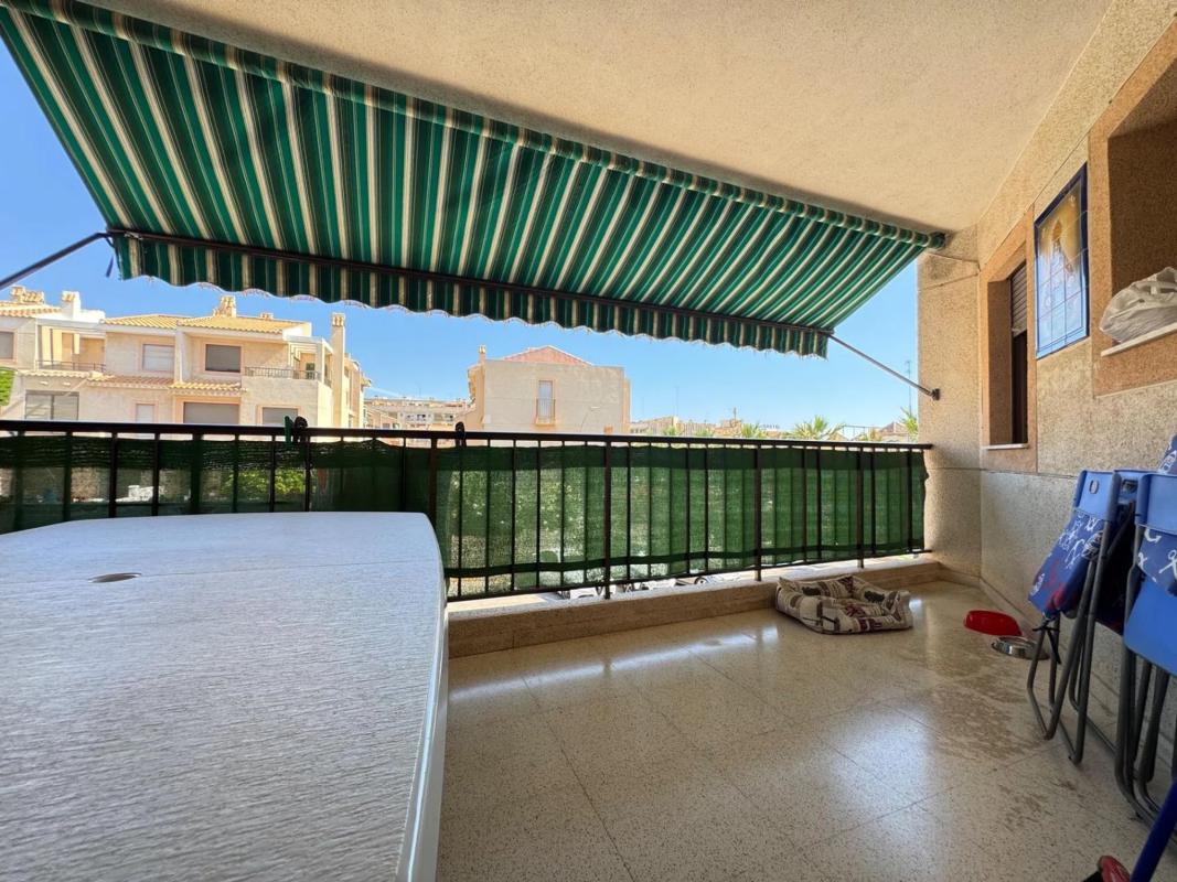 Venta de duplex en Urbanizacion Las Viñas III, Guardamar del Segura photo 2