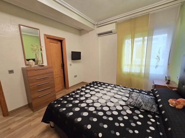 Mieszkanie na sprzedaż w  Calle Zaragoza, 12, Los Montesinos photo 1