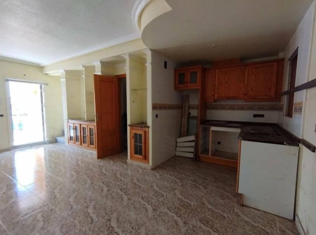Недвижимость на продажу и в аренду в Испании photo 2