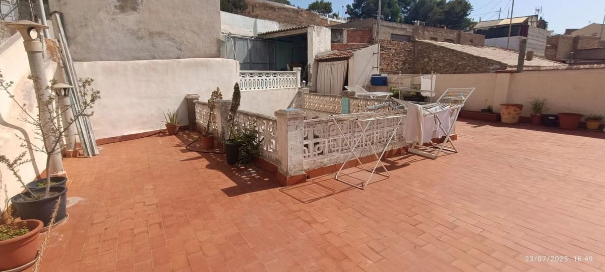 Properties for sale and rent in Spain photo 1