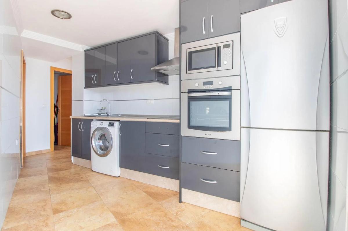 Venta de piso en Avenida Doctor Gregorio Marañón, 55, Torrevieja
photo 5