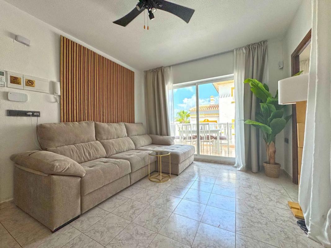 Penthouse sale in  Calle Mimosas, 5, Torrevieja photo 2
