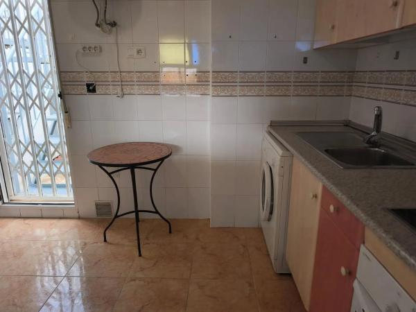 Duplex for sale on Calle Mar Garcia Torregrosa, 5 R, Torrevieja thumbnail 2