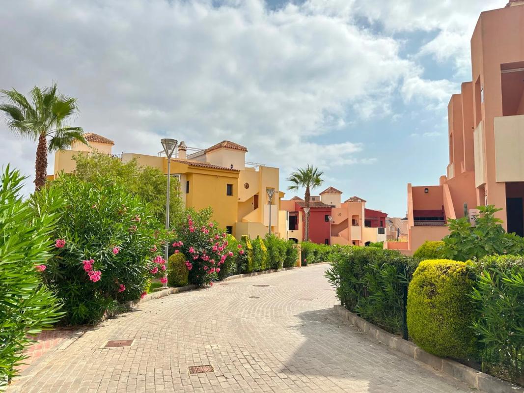 Sale of apartment in Barrio Los Balcones - Los Altos del Edén, Torrevieja
photo 2