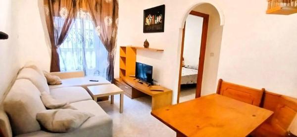 Piso en venta en Barrio Avenida Habaneras - Curva de Palangre, Torrevieja
thumbnail 1