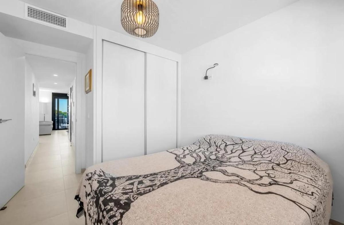 Sale of apartment in punta prima, Torrevieja
photo 2
