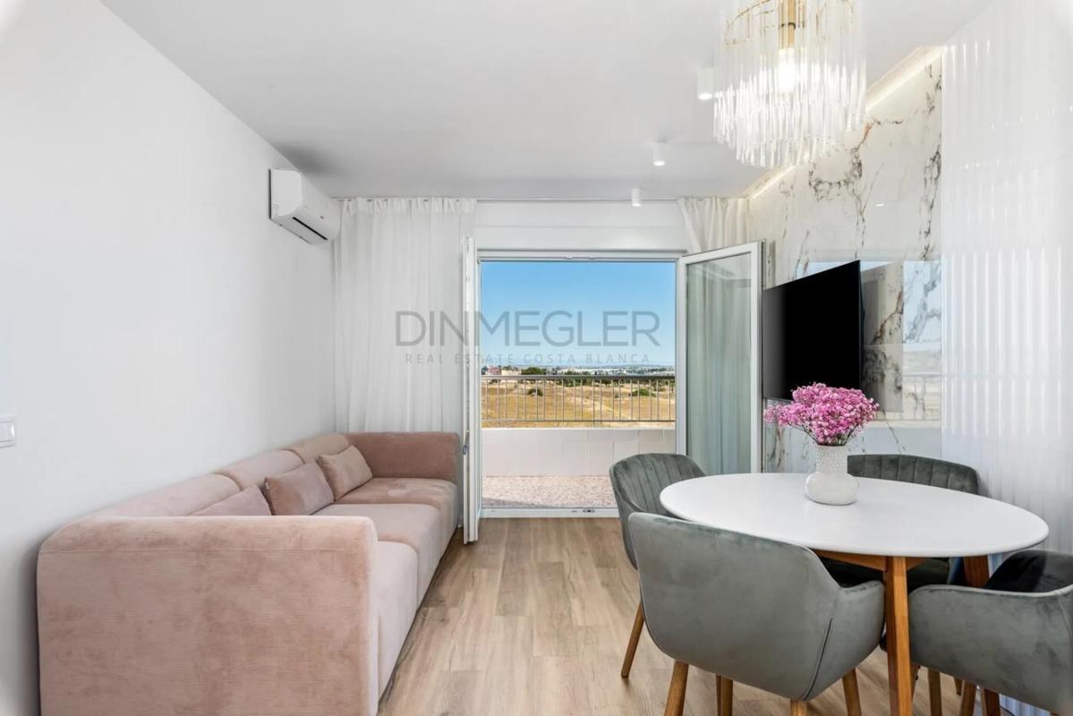 Sale of apartment in punta prima, Torrevieja
photo 3