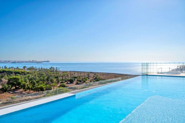 Piso en venta en Calle Pleamar, Torrevieja
 photo 1