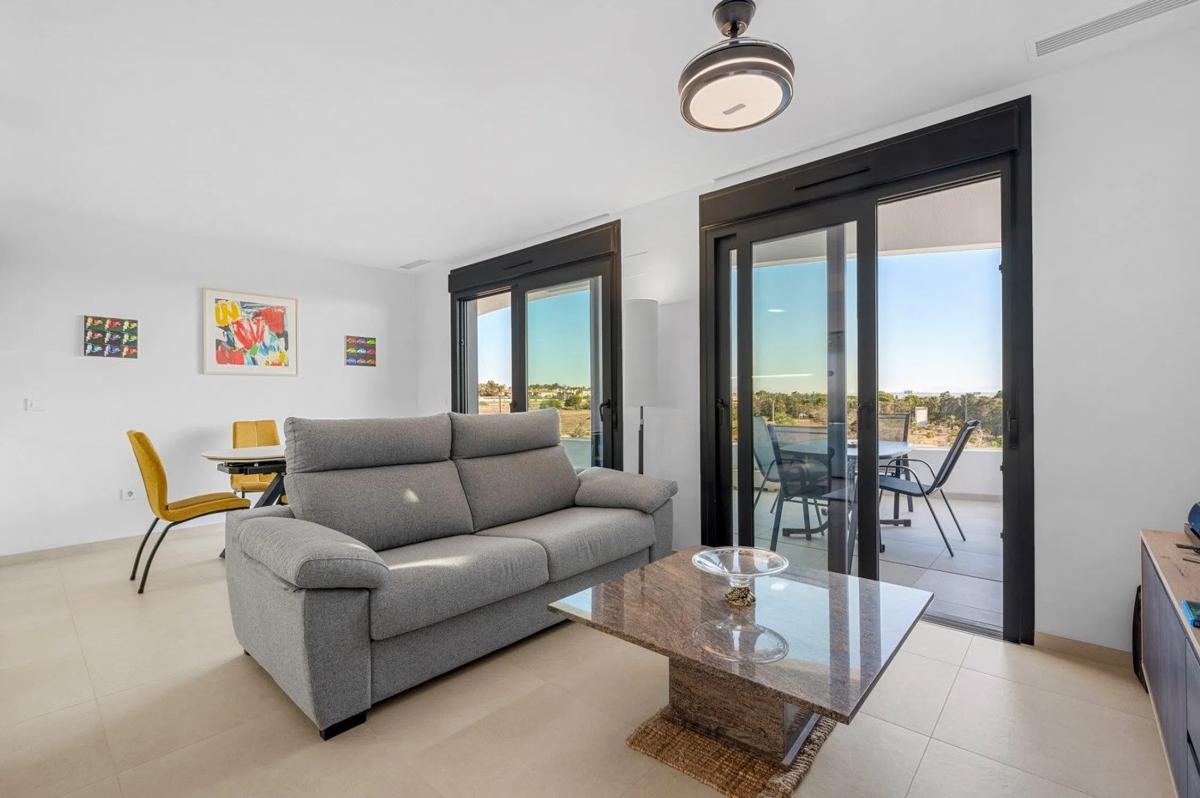 Sale of apartment in punta prima, Torrevieja
photo 1