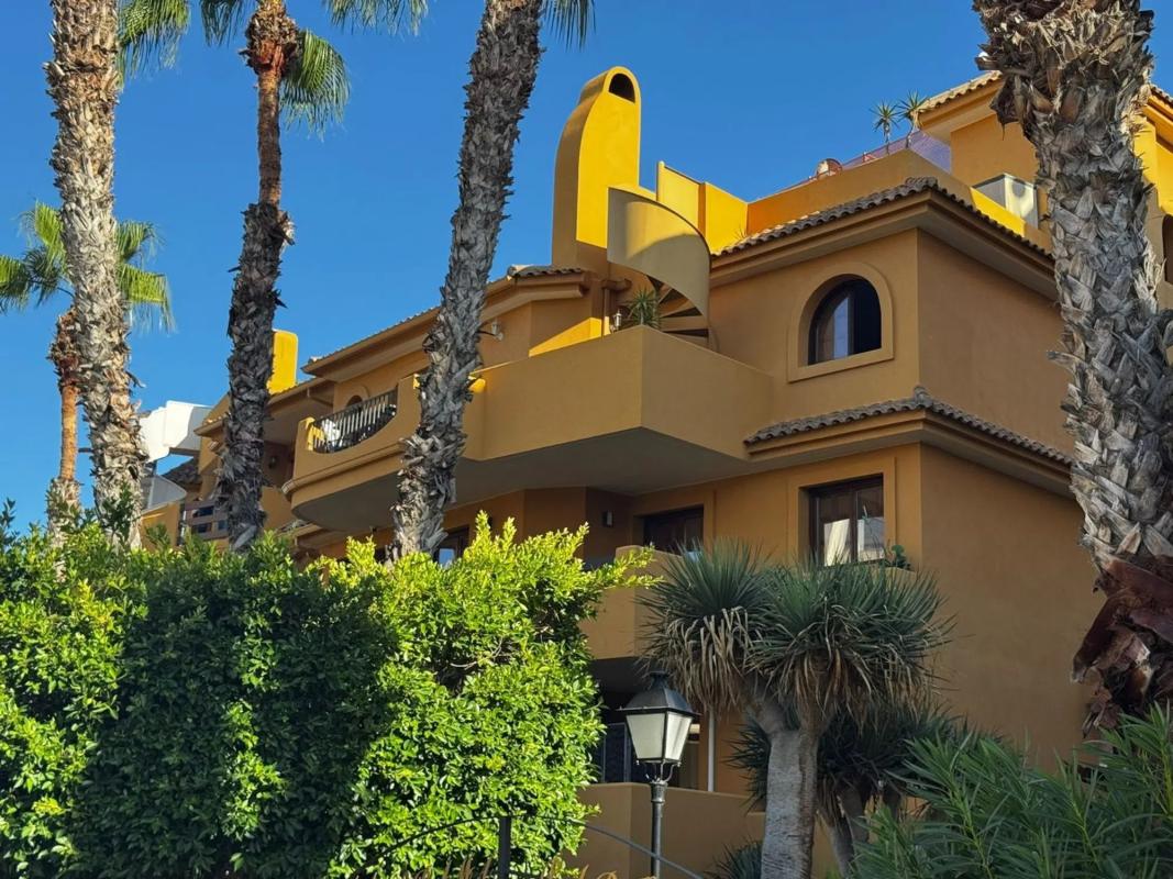 Penthouse sale in Calle Mar Gruesa, 6 A, Torrevieja photo 4