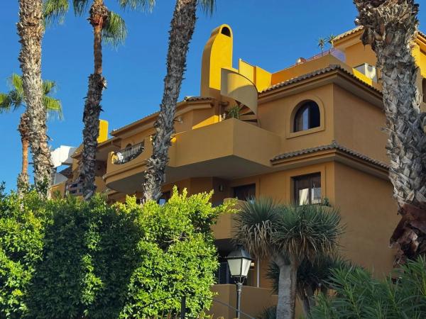 Ático en venta en  Calle Mar Gruesa, 6 A, Torrevieja photo 4
