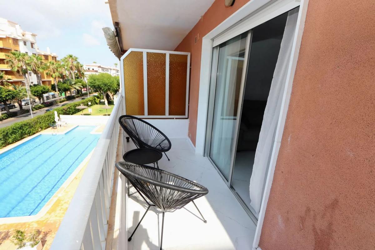 Venta de piso en Calle Bajamar, Torrevieja
photo 4
