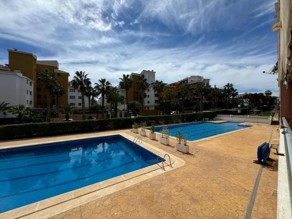 Apartment for sale in  Calle Bajamar s/n, Torrevieja photo 2