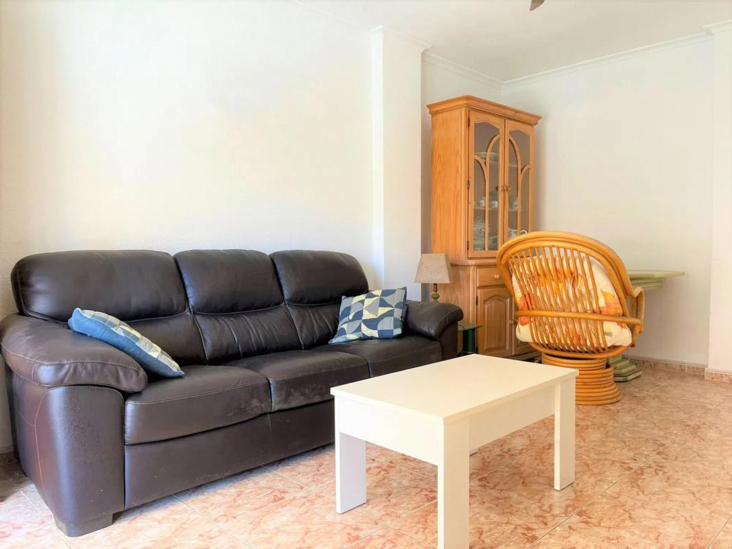 Sale of apartment in Calle Arrecife, Torrevieja
photo 2