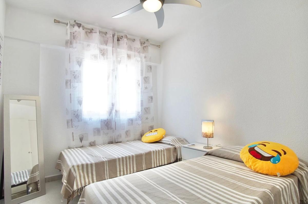 Sale of apartment in Calle Arrecife, 13, Torrevieja
photo 2