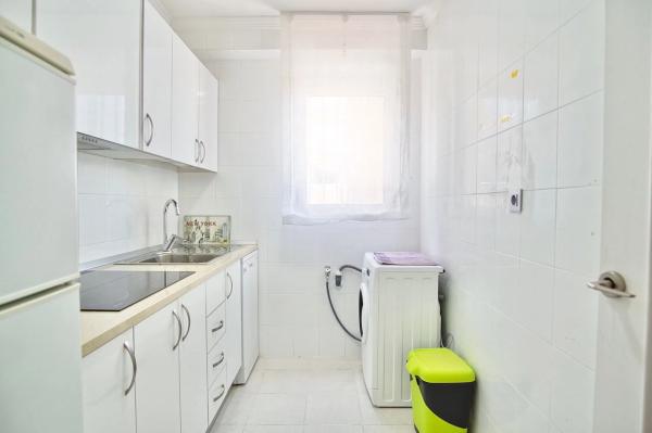 Apartment for sale in  Calle Arrecife, 13, Torrevieja photo 3