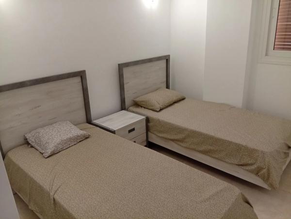 Piso en venta en Calle Tornado, 2, Torrevieja
thumbnail 2