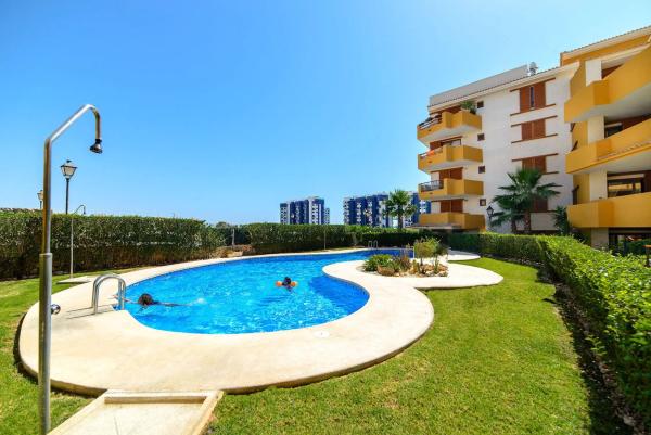 Piso en venta en Calle mar de fondo s/n, Torrevieja
photo 1