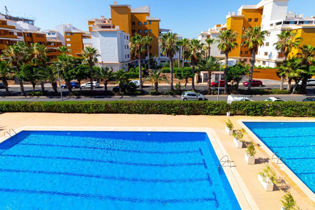Venta de piso en Calle Bajamar, Torrevieja
photo 4