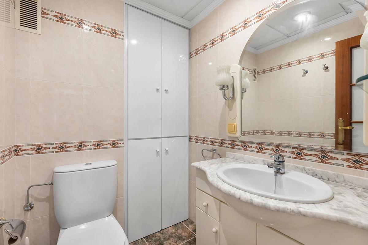 Venta de piso en Calle Bajamar, Torrevieja
photo 5