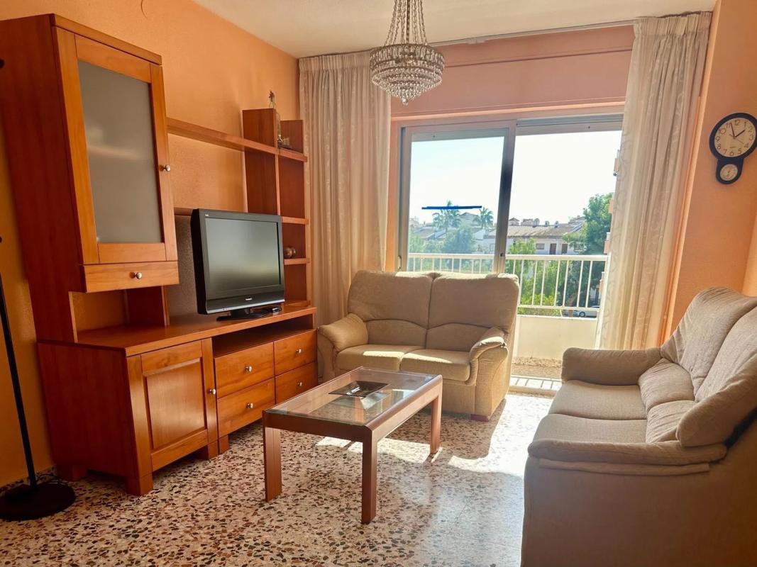 Venta de piso en Calle Arrecife, Torrevieja
photo 1