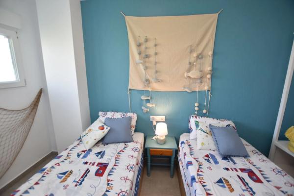 Piso en venta en Calle Bajamar, 2 B, Torrevieja
thumbnail 2