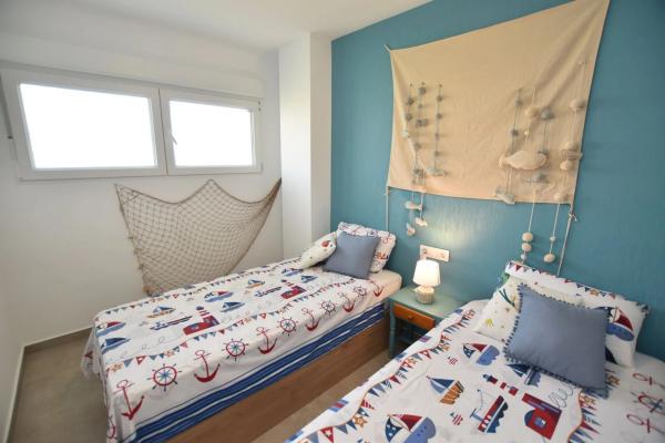 Piso en venta en Calle Bajamar, 2 B, Torrevieja
 photo 4