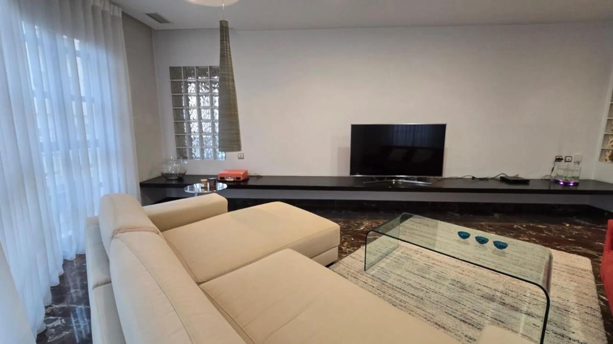 Venta de piso en Calle Poeta Miguel Hernandez, Elche / Elx
photo 2