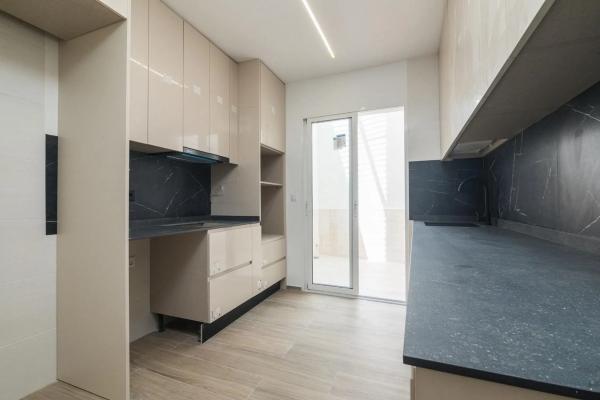 Piso en venta en Barrio Centro, Elche / Elx
 photo 2