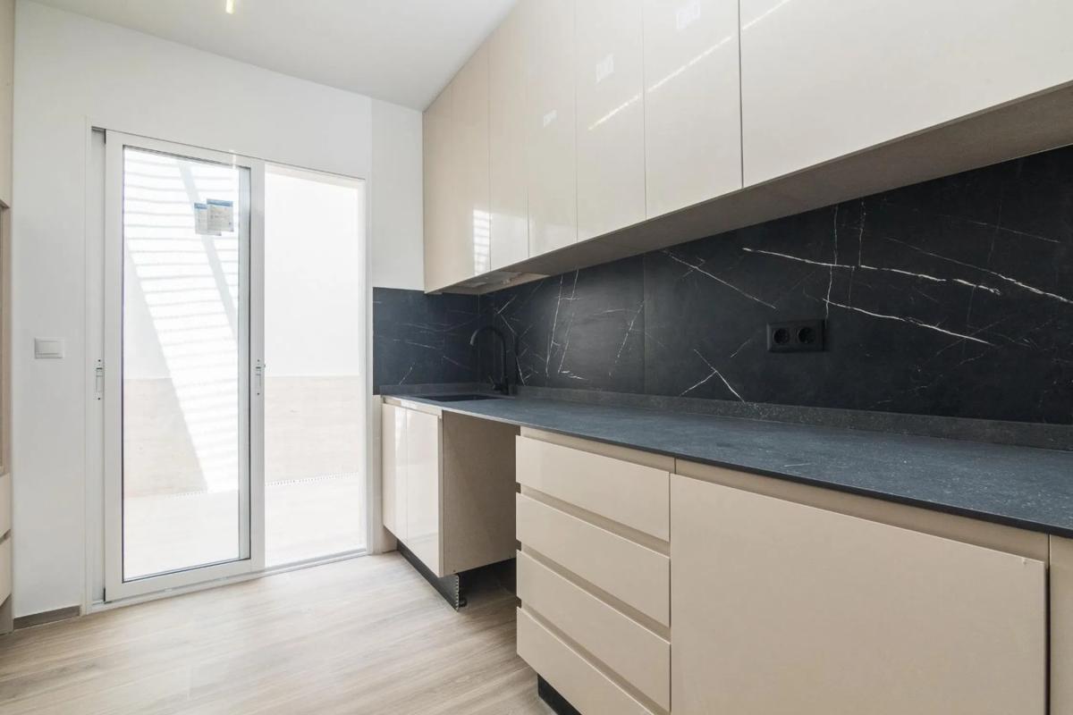 Venta de piso en Barrio Centro, Elche / Elx
photo 3