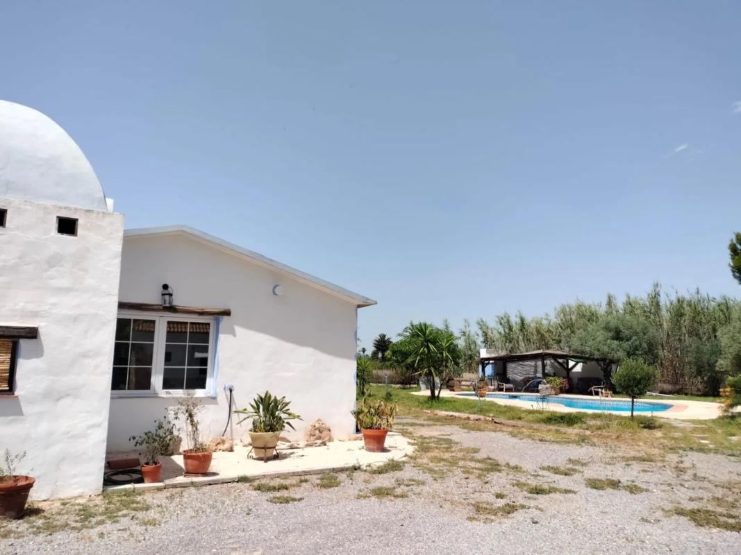 Properties for sale and rent in Spain photo 4