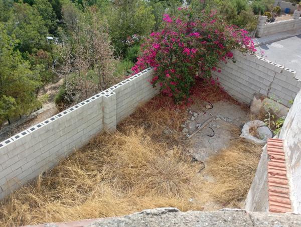 Chalet independiente en venta en Calle Rambla, Crevillente
thumbnail 2