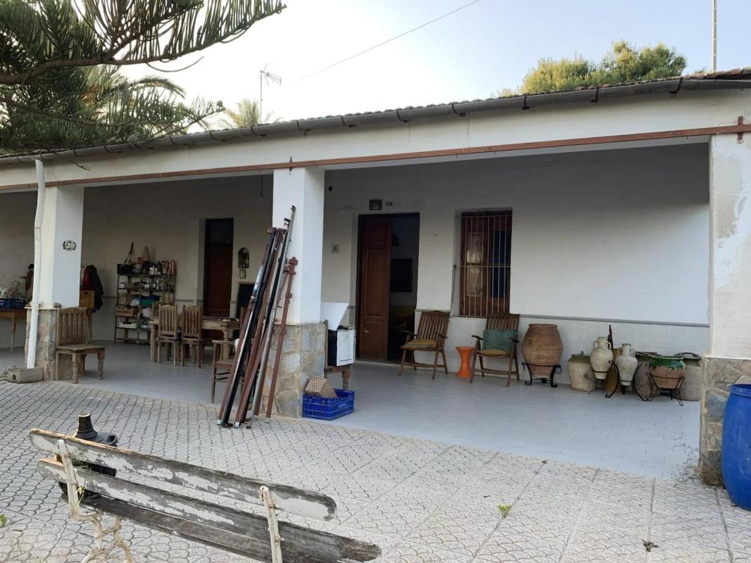 Properties for sale and rent in Spain photo 2