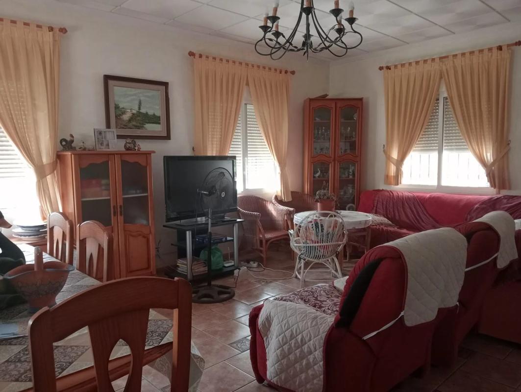Propiedades en venta y alquiler en España photo 3