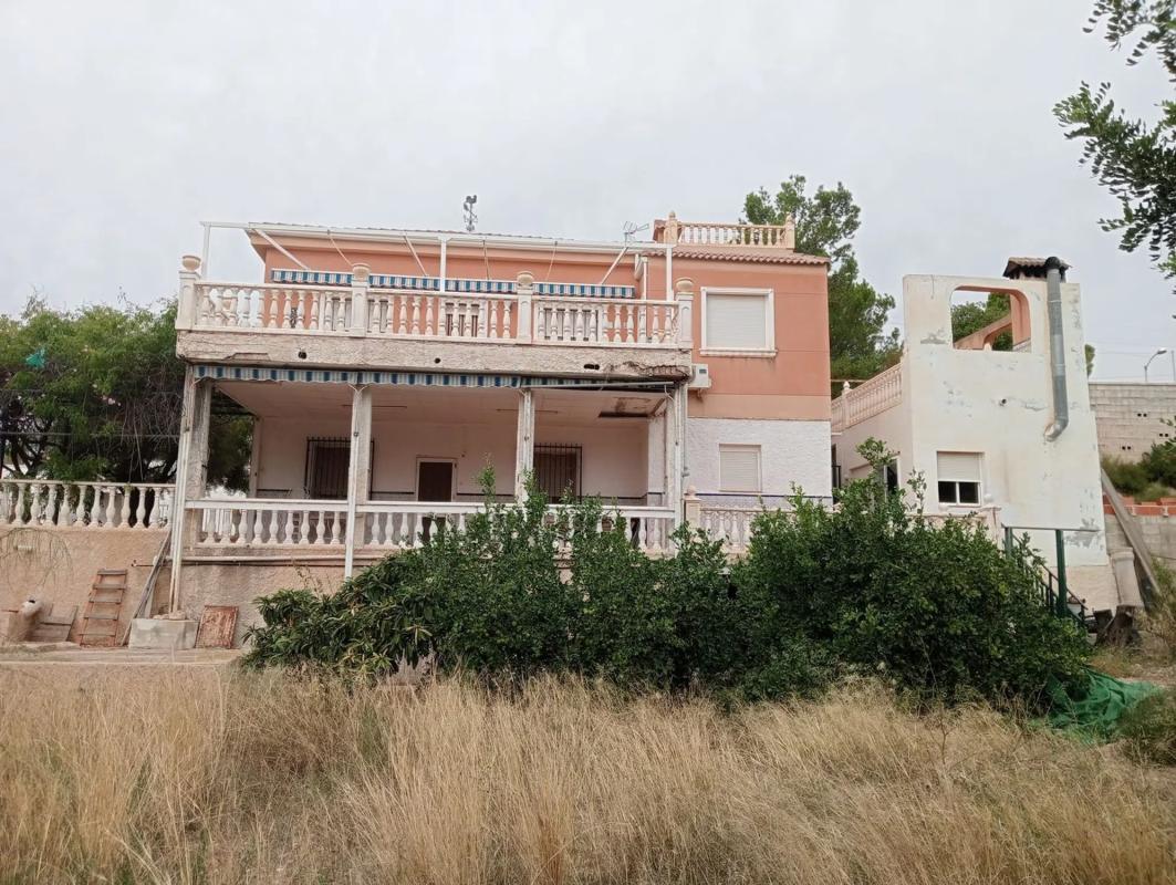 Propiedades en venta y alquiler en España photo 5