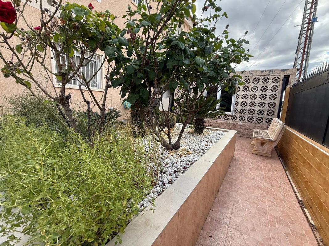 Properties for sale and rent in Spain photo 4