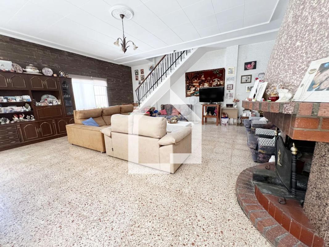 Недвижимость на продажу и в аренду в Испании photo 3