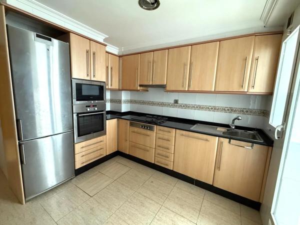 Квартира на продажу на Calle Pintor Aparicio, Аликанте / Алакант photo 1