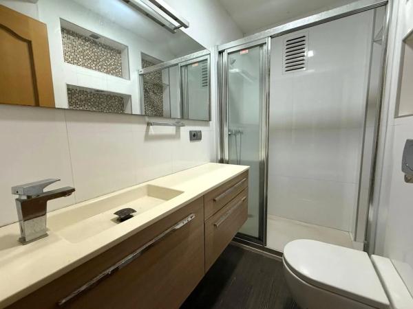 Квартира на продажу на  Calle Pintor Aparicio, Аликанте / Алакант photo 4