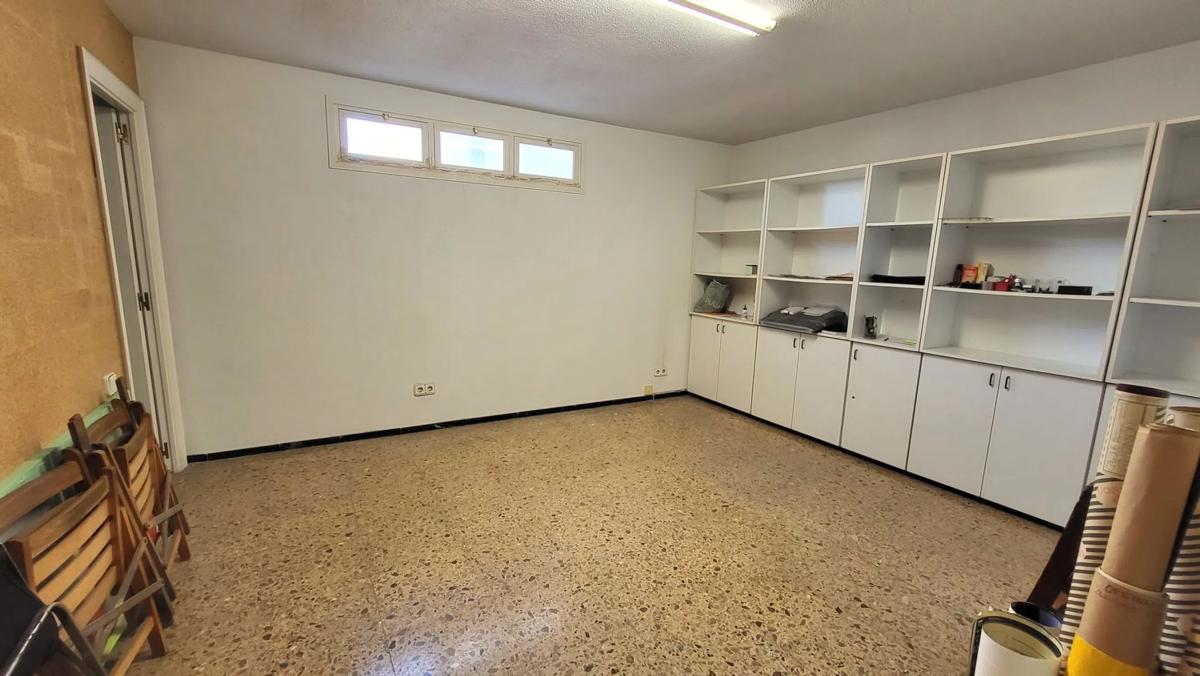 Sale of apartment in Calle Bazán, Alicante
photo 3