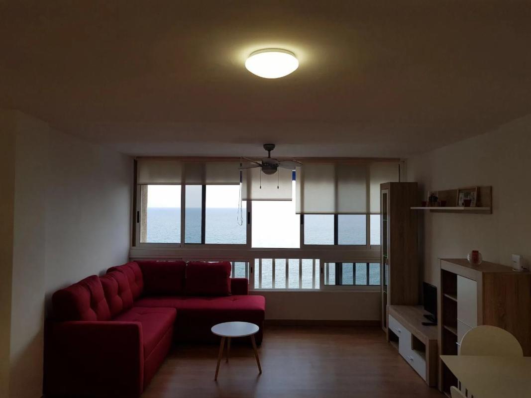 Venta de piso en Avenida de Villajoyosa, Alicante / Alacant
 photo 2