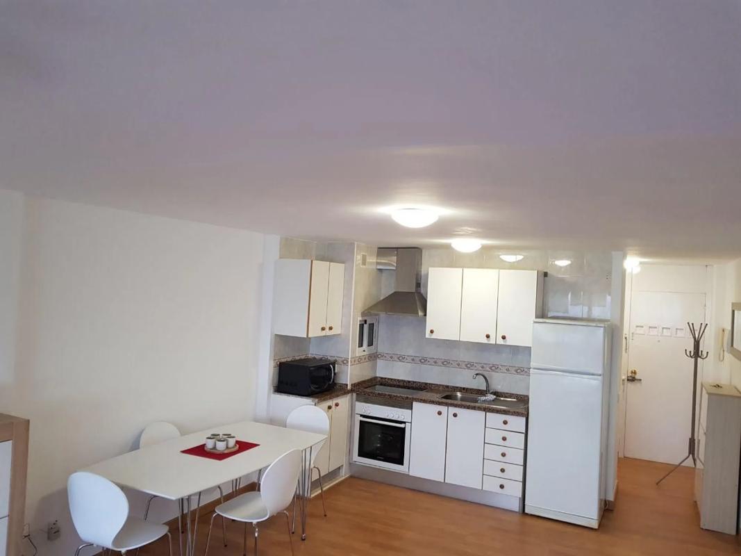 Venta de piso en Avenida de Villajoyosa, Alicante / Alacant
 photo 3