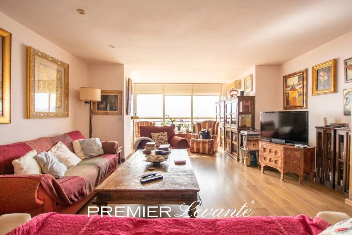 Venta de piso en Avenida de la Costa Blanca, Alicante / Alacant
photo 1