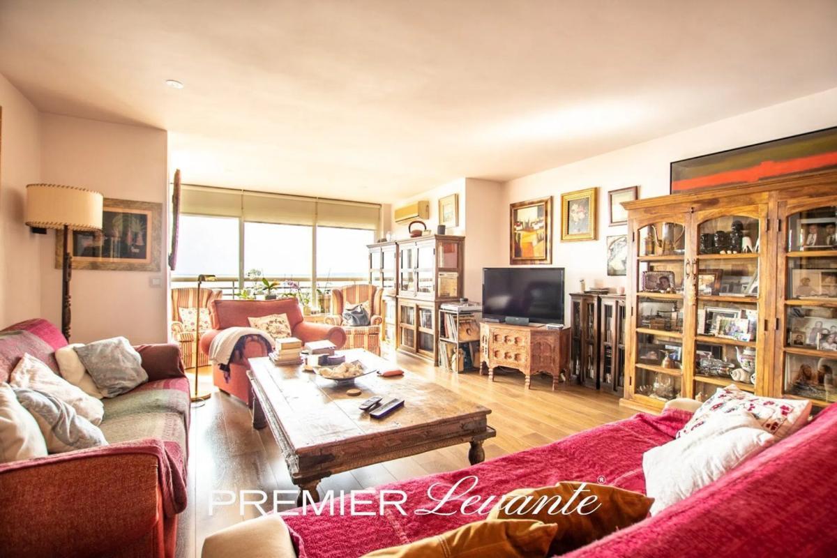 Venta de piso en Avenida de la Costa Blanca, Alicante / Alacant
photo 5