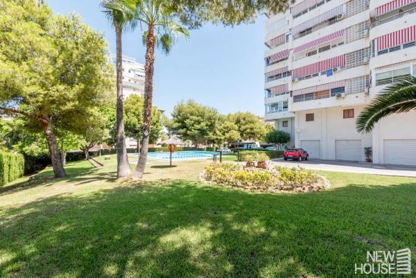 Apartment for sale in  Calle del Curricán, Alicante photo 2